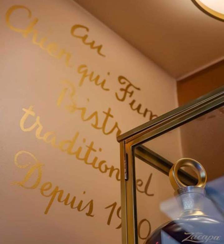 Peinture en lettres Paris